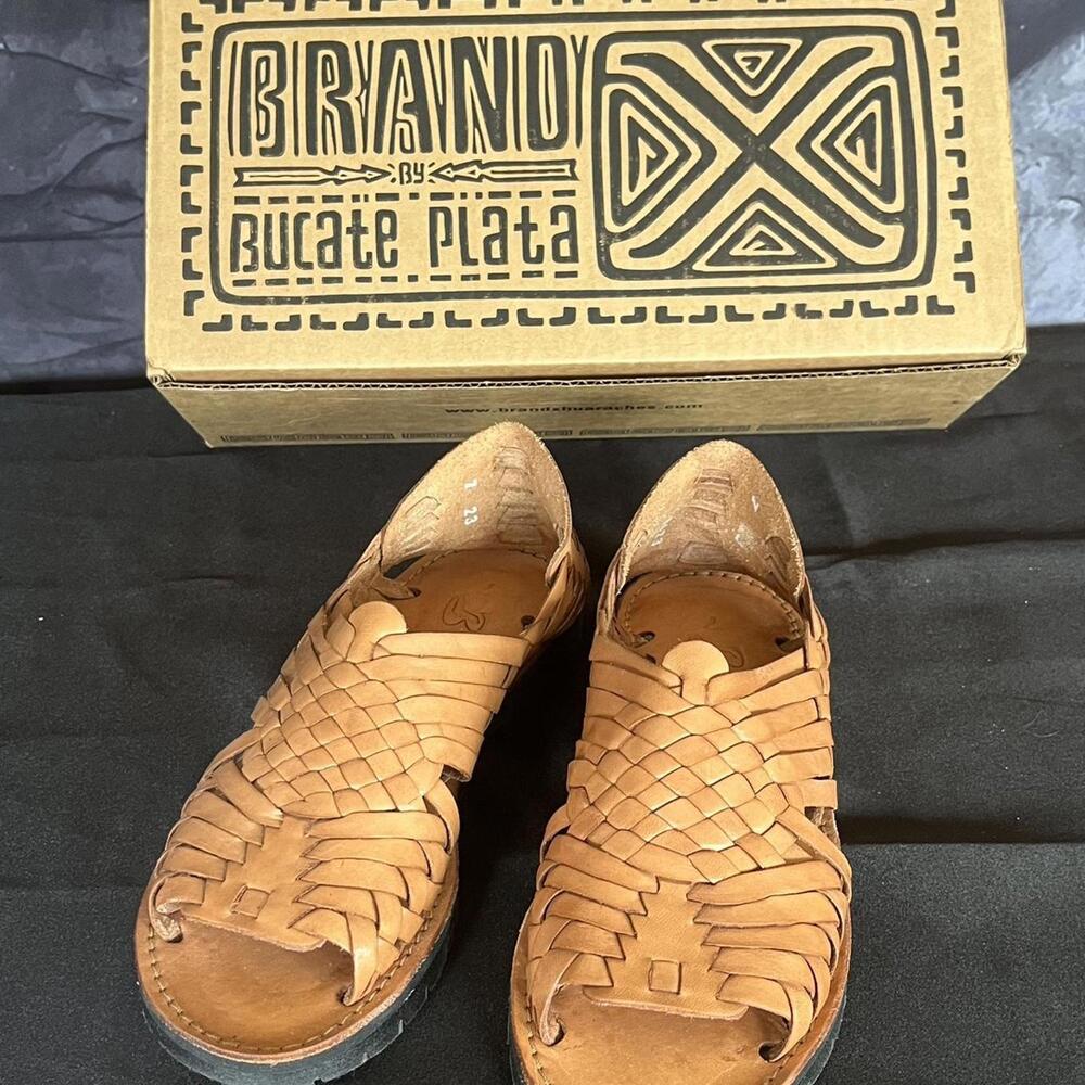Brand X Women's Tan and Brown Sandal